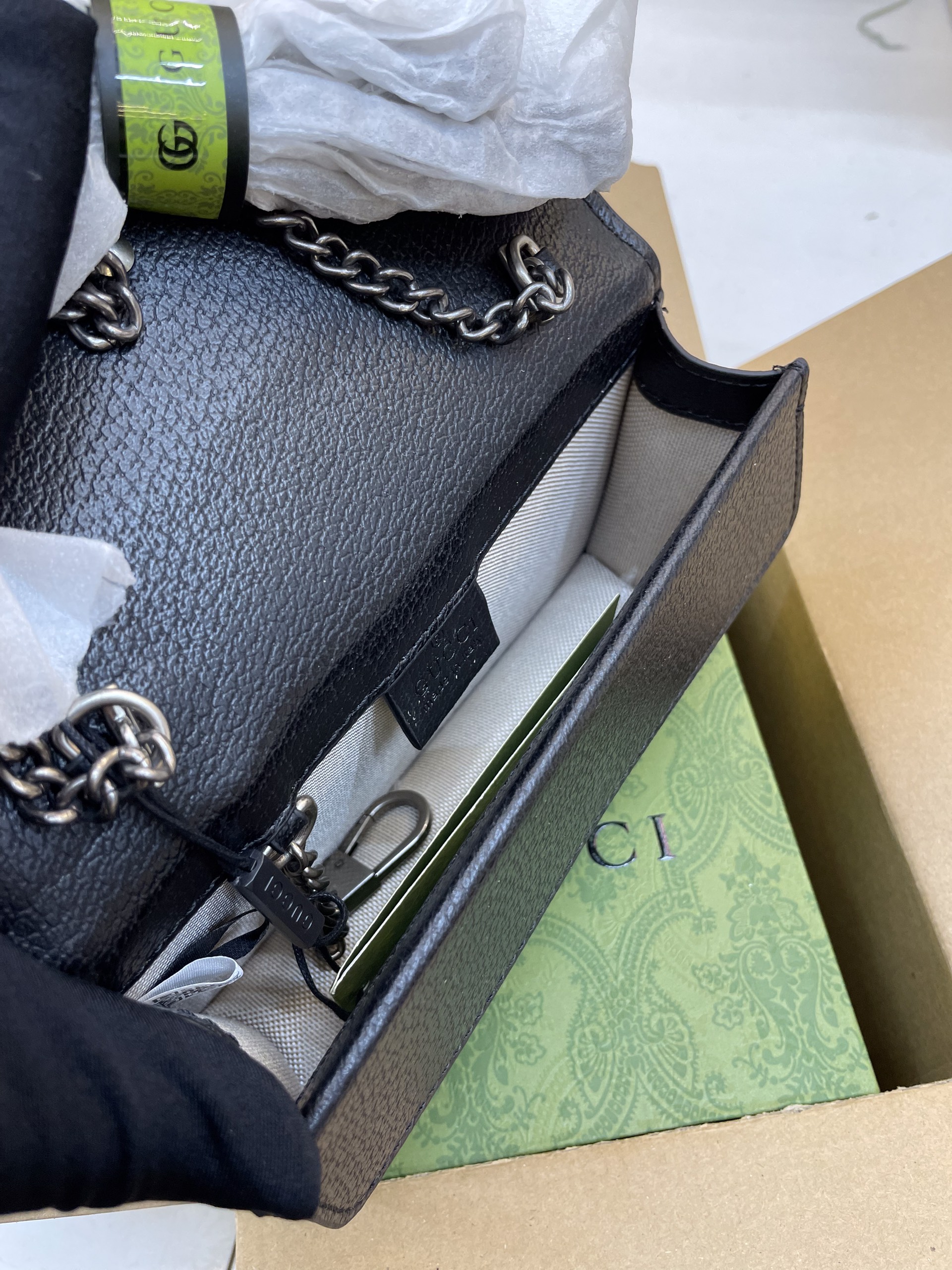 Túi Xách Gucci Dionysus Super Màu Đen Khóa Bạc Size 18cm